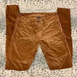 Brown Velvet American Eagle Jeans✨